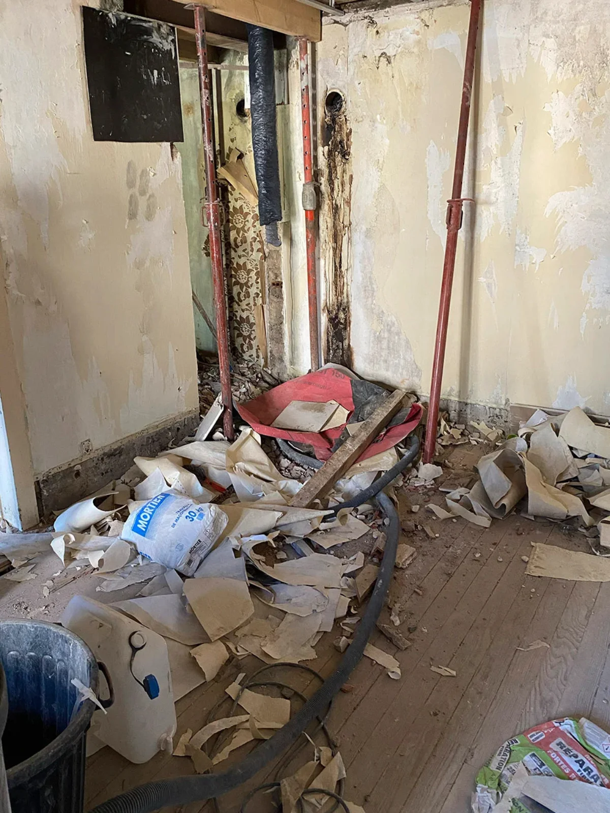 Débarras après chantier Debarrastout IDF