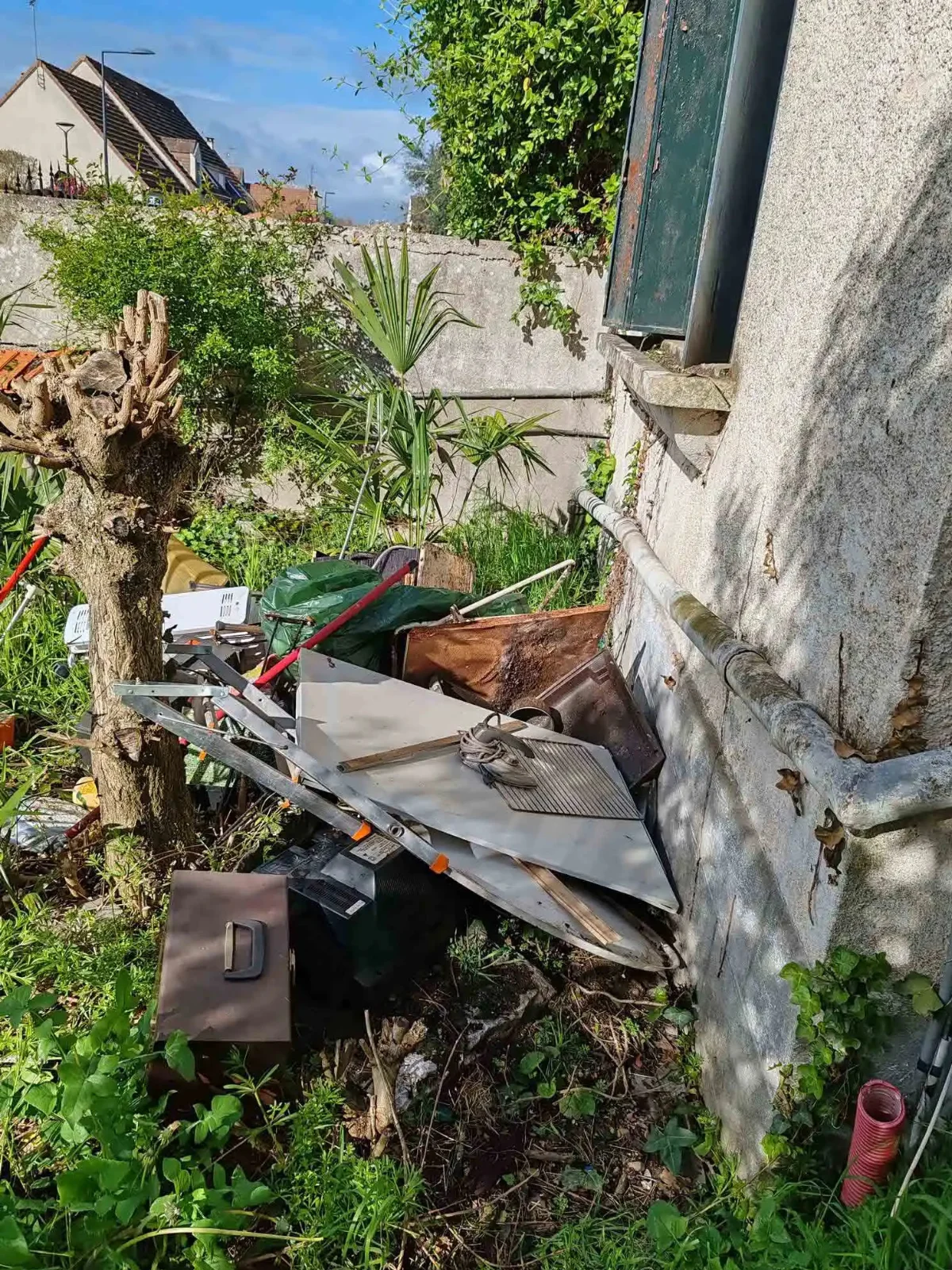Débarras jardin et cour Debarrastout IDF
